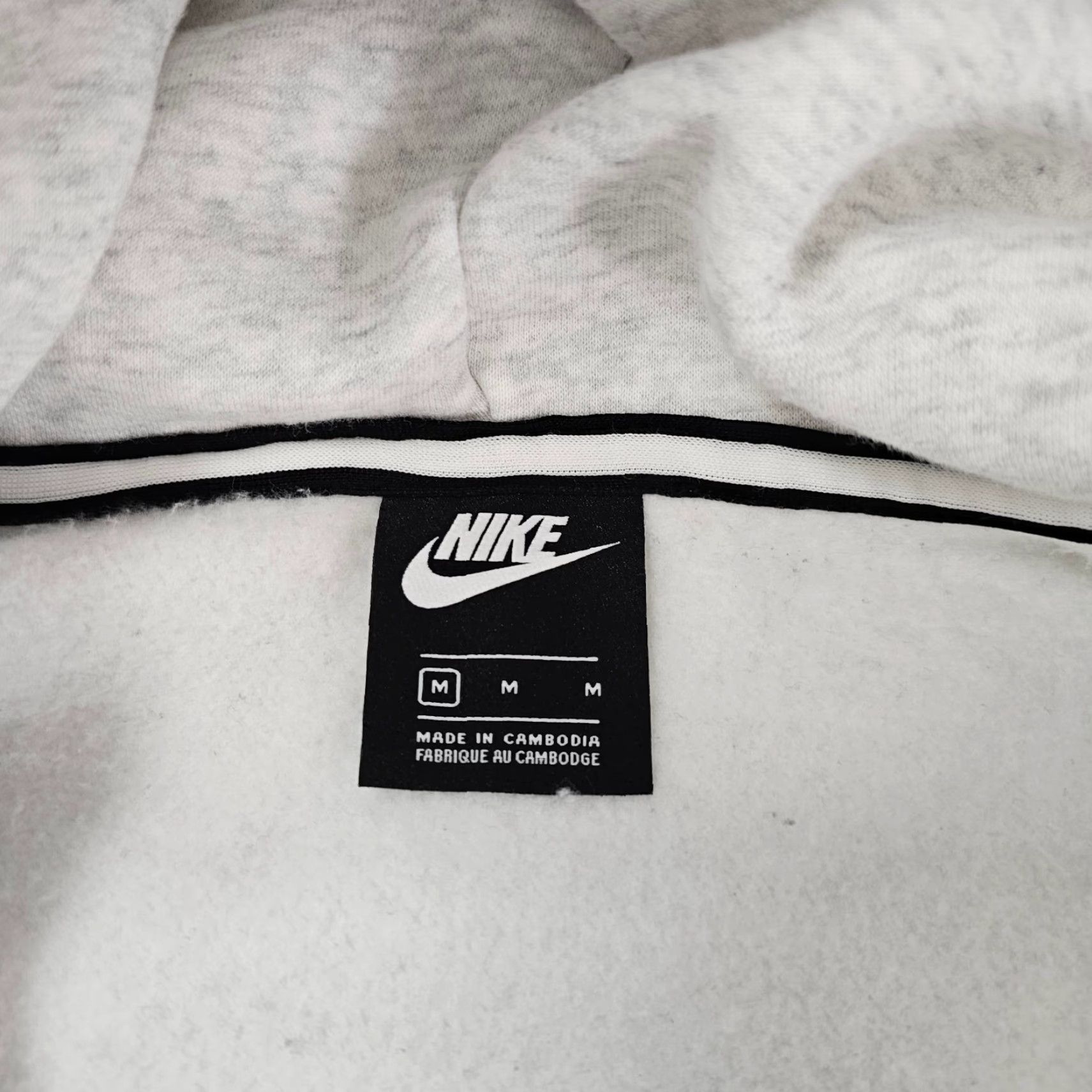 Nike Nike Hoodie Mens M Full Zip Fleece Sweatshirt Gray Long Sleeve Logo Zipper 90s City Classic Sports Fall Winter Spring Shirt? Size US M / EU 48-50 / 2 - 3 Thumbnail