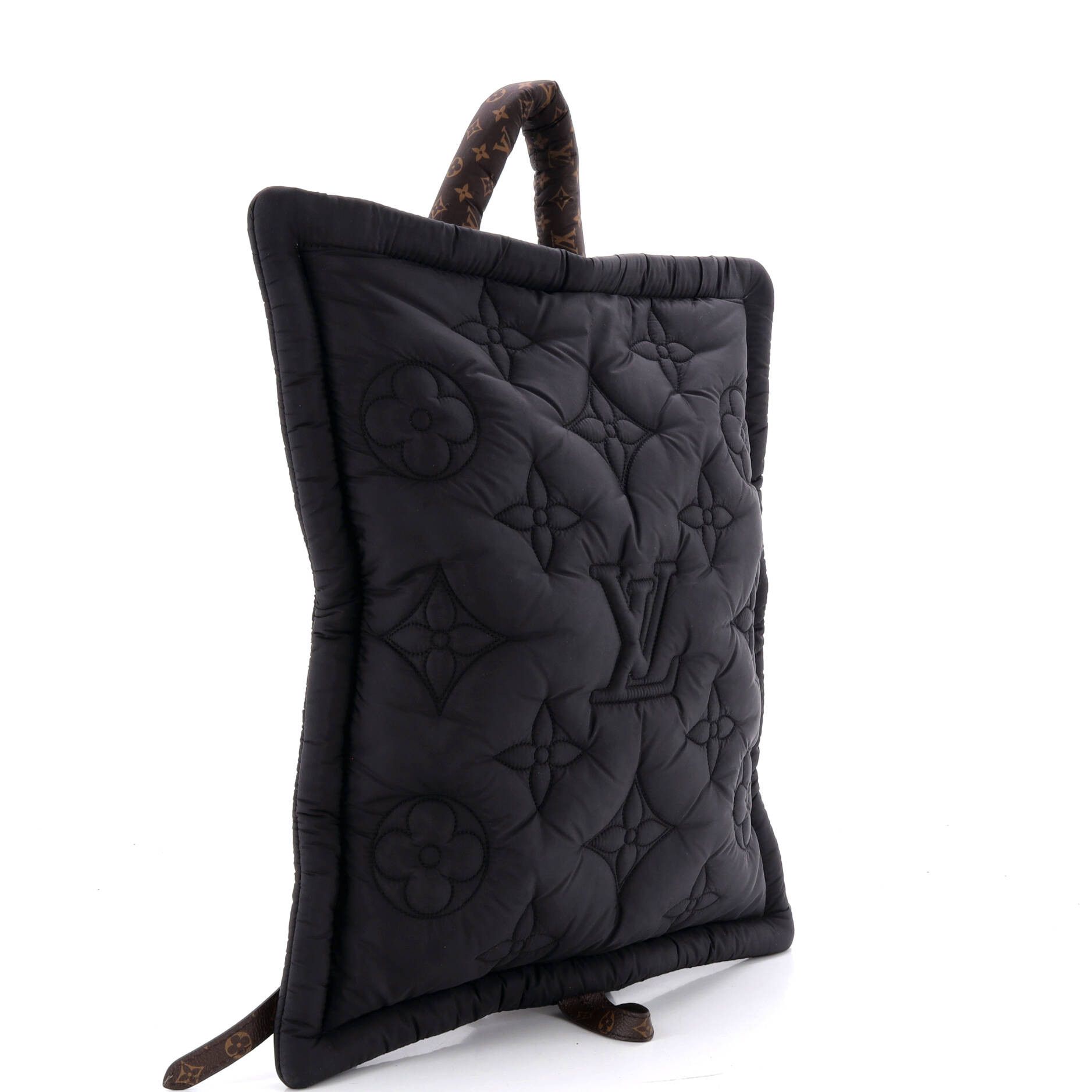 Louis Vuitton Pillow backpack monogram quilted econyl nylon Size ONE SIZE - 1 Thumbnail
