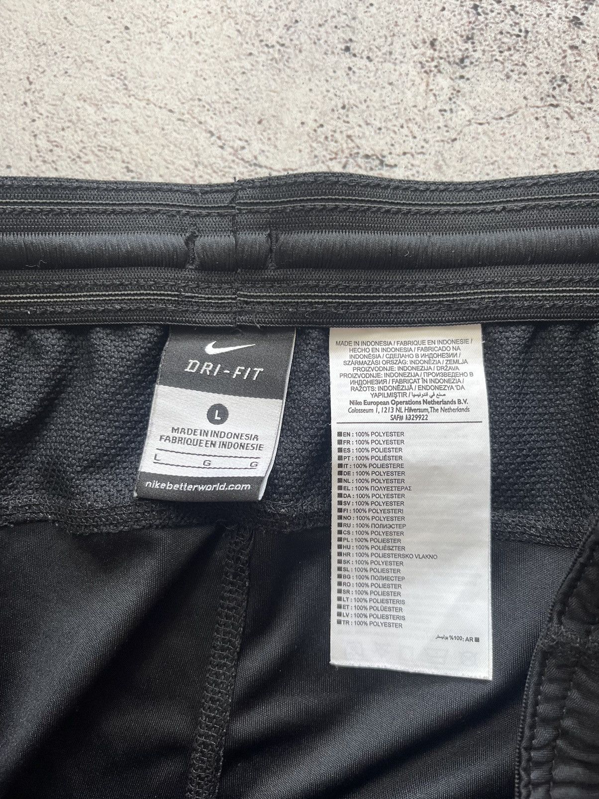 Nike Nike Fc Galatasaray Turkey Football Shorts Men’s size L Size US 34 / EU 50 - 5 Thumbnail
