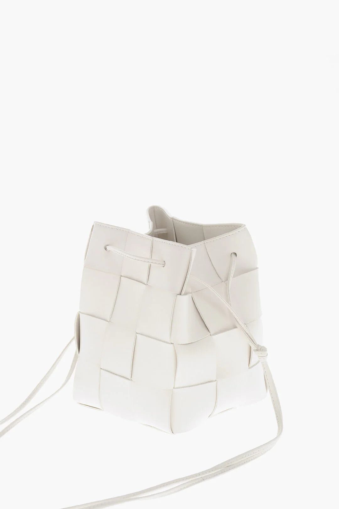 Bottega Veneta og1mm0426 Size: OS / Woven Leather Bucket Bag in White Size ONE SIZE - 3 Thumbnail