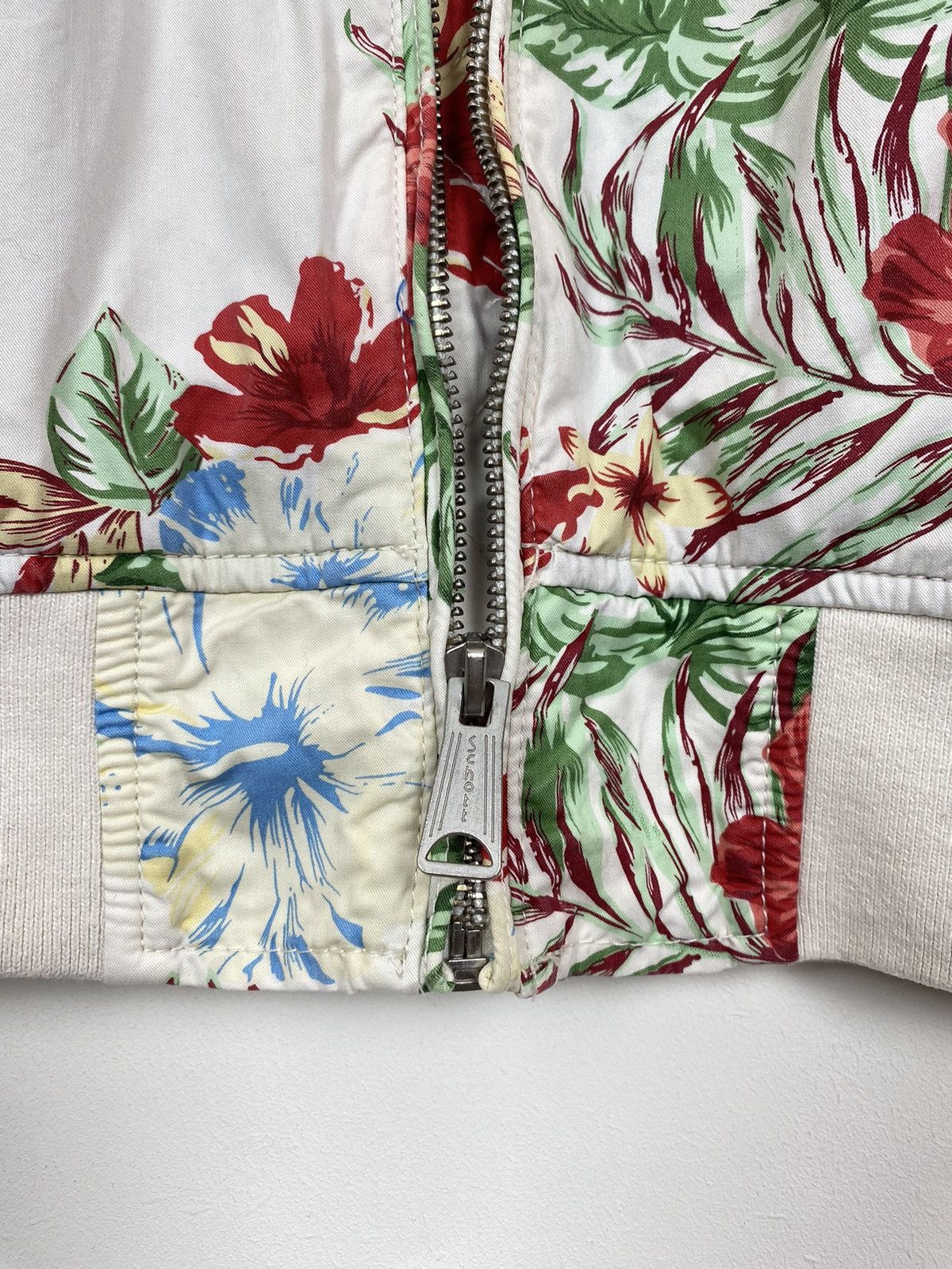 Schott Schott Floral Full Zip Bomber Jacket Size L White USA Flower Size M / US 6-8 / IT 42-44 - 9 Thumbnail