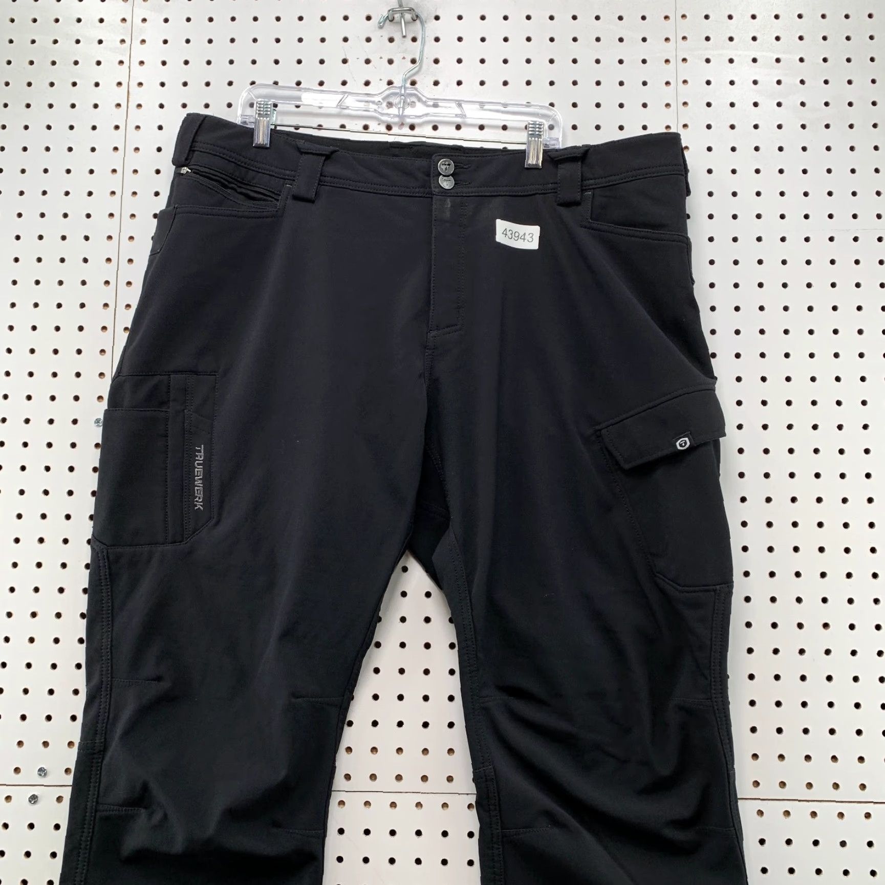 Vintage TRUEWERK Cargo Pants Black Mens 42x32 Fits 42x28.5 Utility Pockets Work Pants Cargo Pants Mens 42 Black Size US 42 / EU 58 - 2 Thumbnail