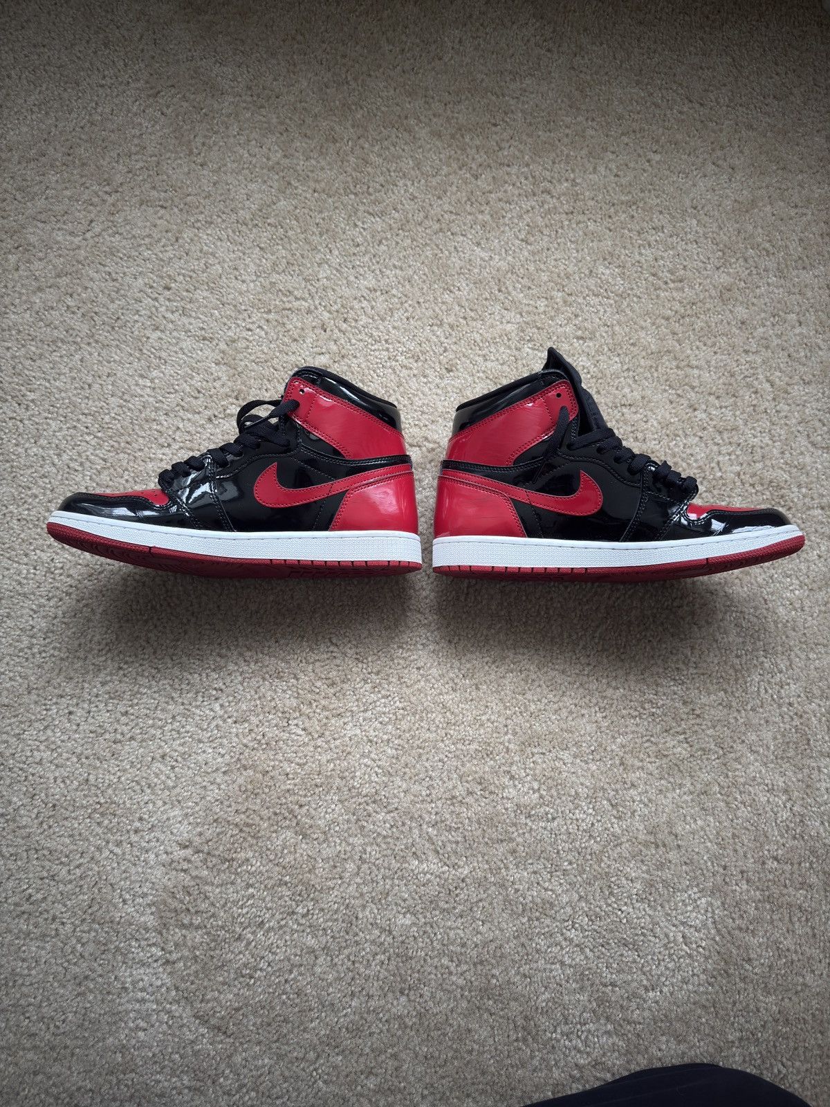 Jordan Brand × Nike AIR JORDAN 1 RETRO HIGH OG ‘Patent Bred’ Size US 10 / EU 43 - 2 Thumbnail