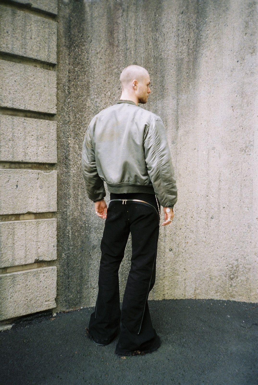 Rick Owens Rick Owens FW23 Bolans Banana cut Size US 30 / EU 46 - 5 Thumbnail