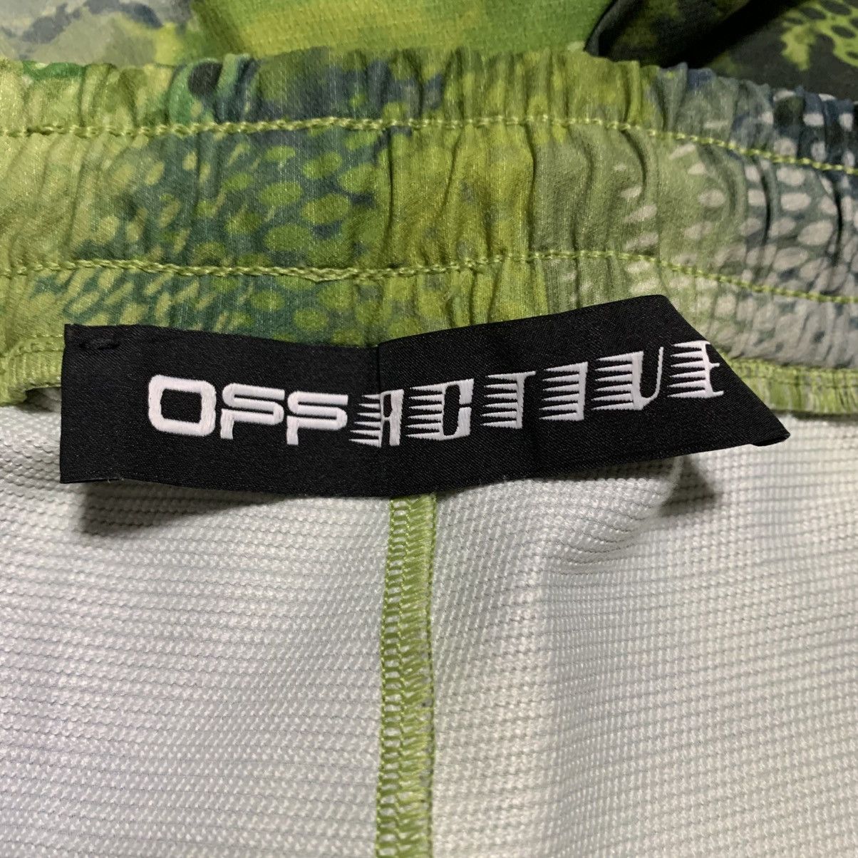 Off-White Off White Medium Shorts Active Green Camo Virgil Abloh Size US 32 / EU 48 - 4 Thumbnail