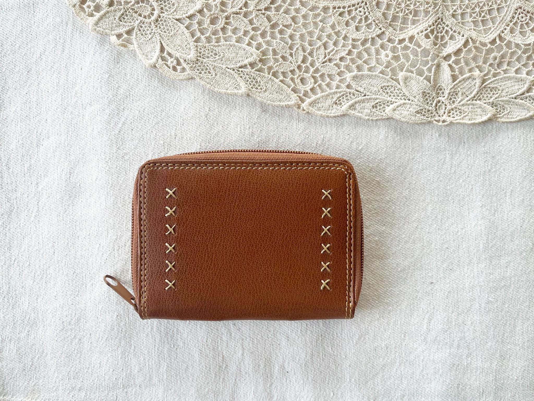 Vintage Caramel faux leather zip up short wallet with x stitch Size ONE SIZE - 1 Thumbnail