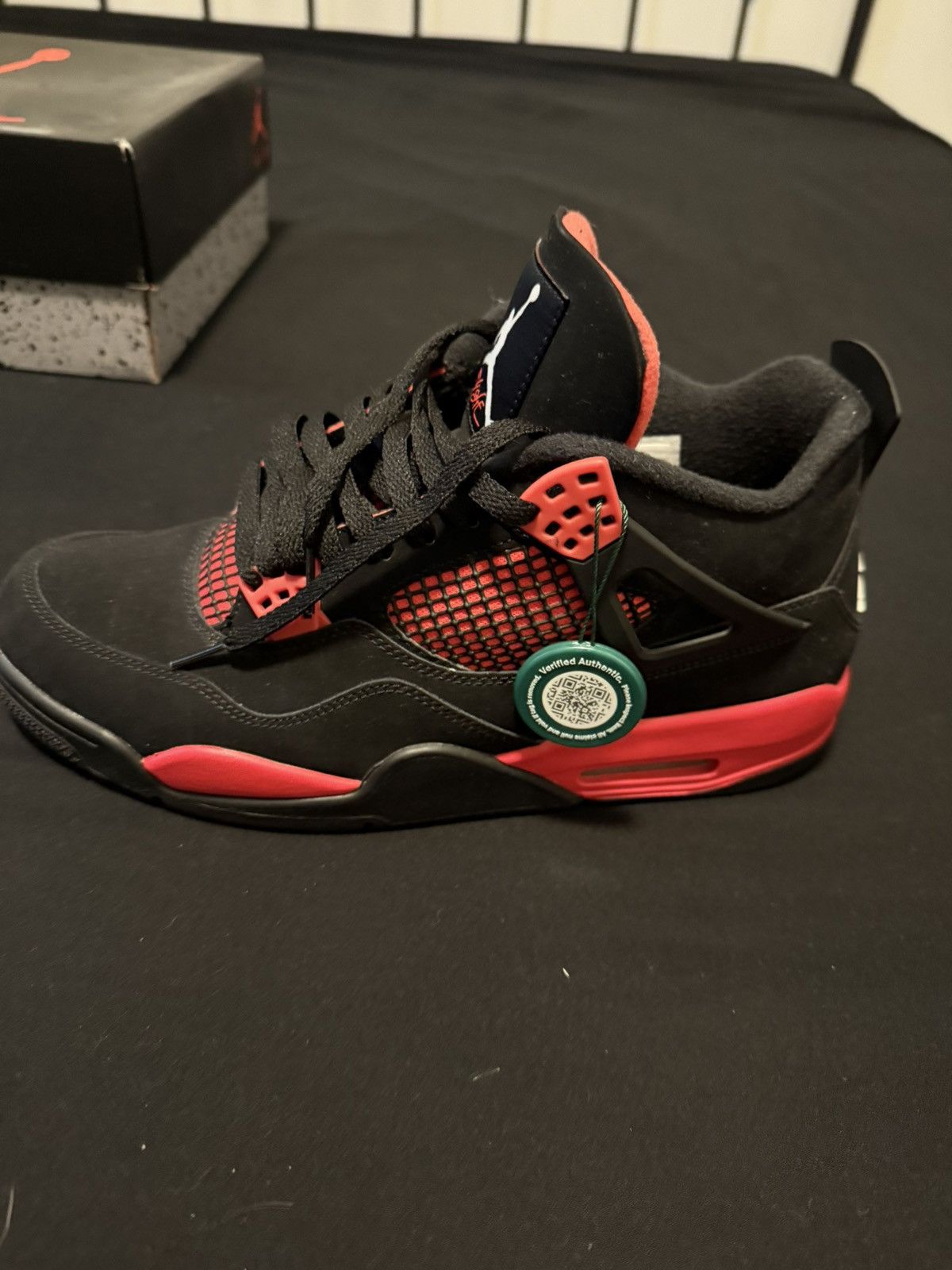Jordan Brand Jordan 4 red thunder Size US 11 / EU 44 - 11 Thumbnail