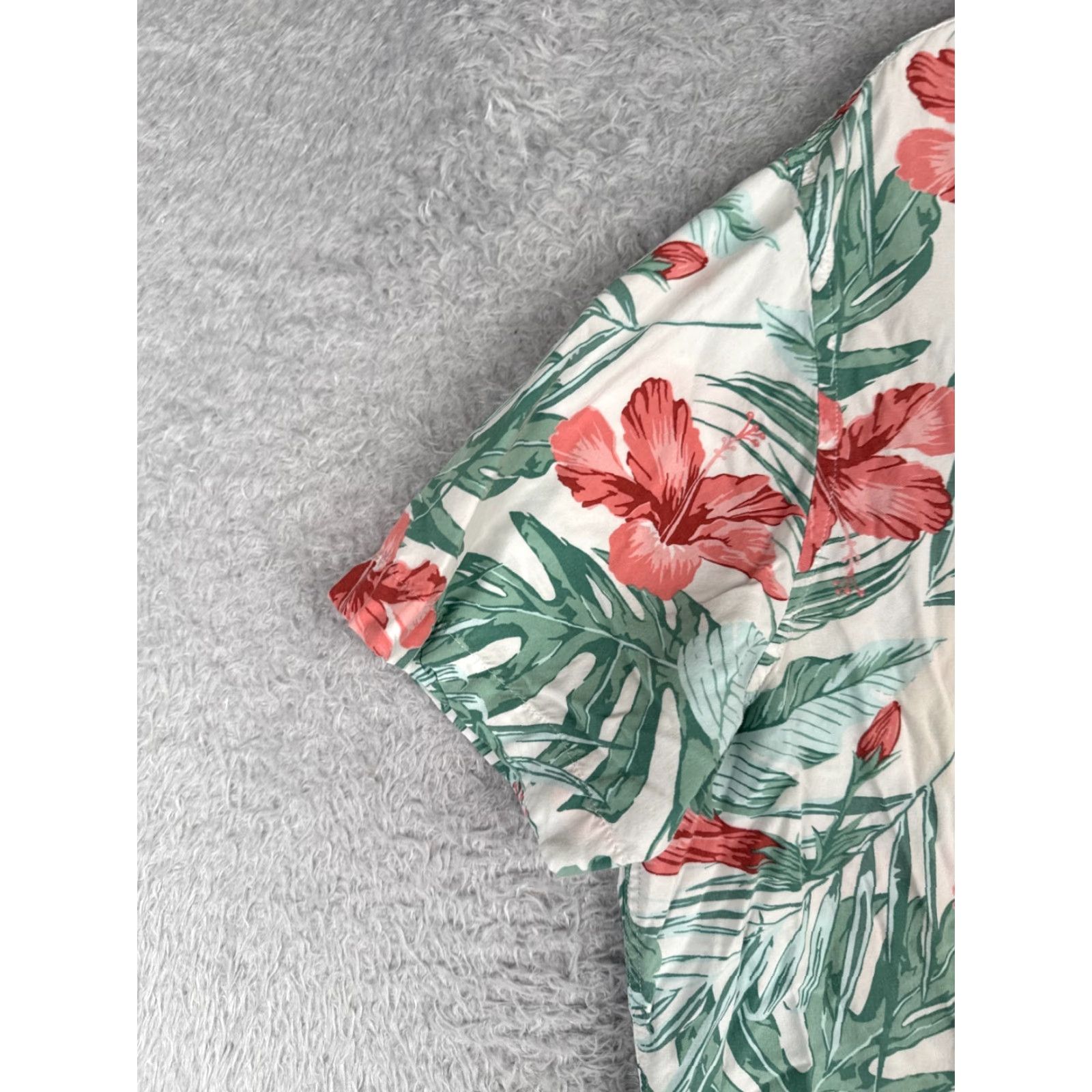 Croft & Barrow VINTAGE Croft & Barrow Hawaiian Shirt Men XL Green Red Floral Button-Up Rayon Aloha Mens Size US XL / EU 56 / 4 - 5 Thumbnail