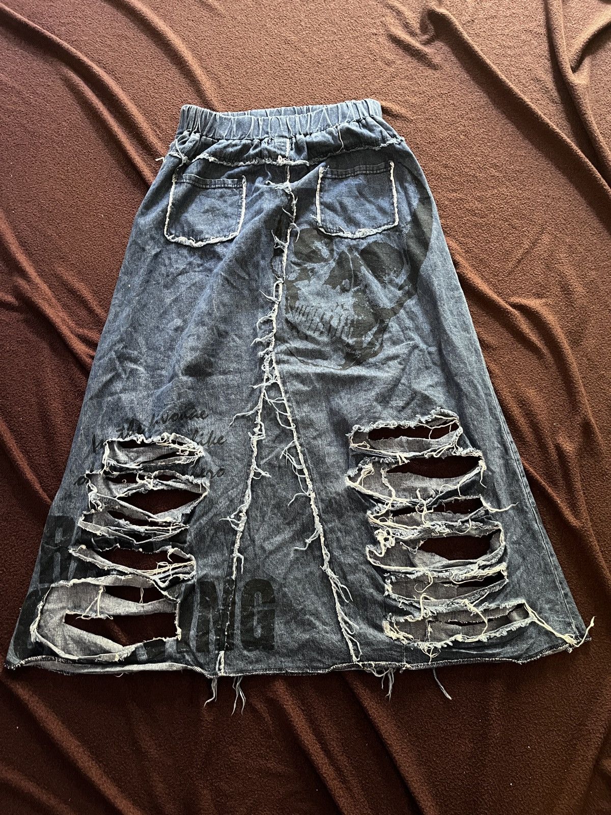 Japanese Brand Japanese M.K.R Skulls Distressed Skirt Size 28" / US 6 / IT 42 - 2 Thumbnail