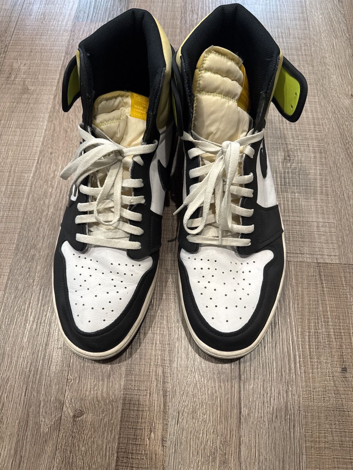 Jordan Brand Size 17 volt 1 Size US 15 / EU 48 - 4 Thumbnail