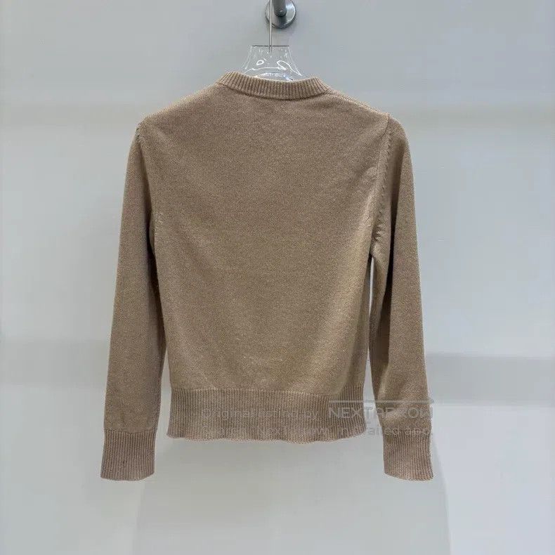 Louis Vuitton Louis Vuitton Embroidered cashmere badge sweater Size US XS / EU 42 / 0 - 2 Thumbnail