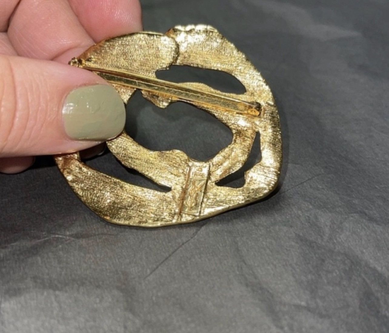 Yves Saint Laurent Vintage Yves St. Laurent YSL Modernist Sculptural Brooch Size ONE SIZE - 6 Thumbnail