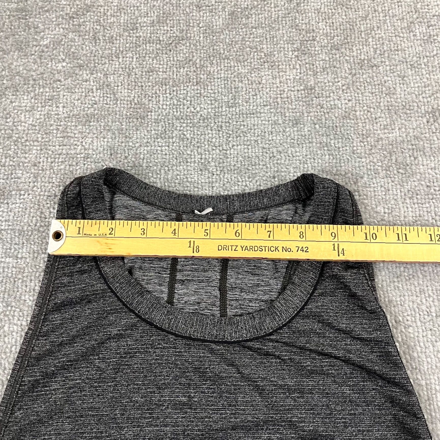 Lululemon LULULEMON Shirt Womens Size 4/6 Heather Gray Pace Perfect Tank Top Running Train Tank Sleeveless Shirt Cross Training Gym & Training Size M / US 6-8 / IT 42-44 - 7 Thumbnail