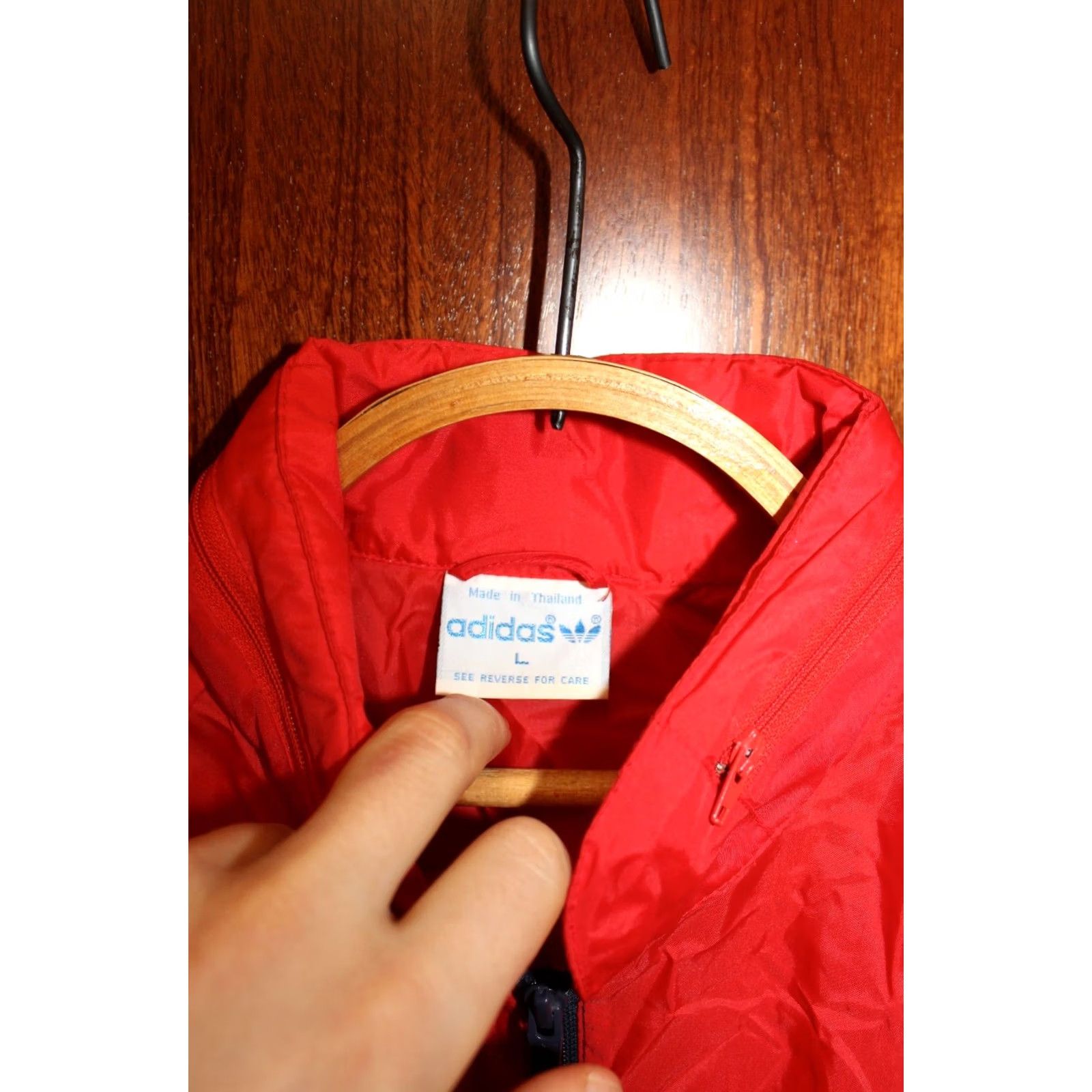 Adidas VINTAGE Adidas Track Jacket Shirt Unisex Adults L red/blue Nylon Zip Long Sleeve Regular All Seasons 1980s Modern Retro Size US L / EU 52-54 / 3 - 5 Thumbnail