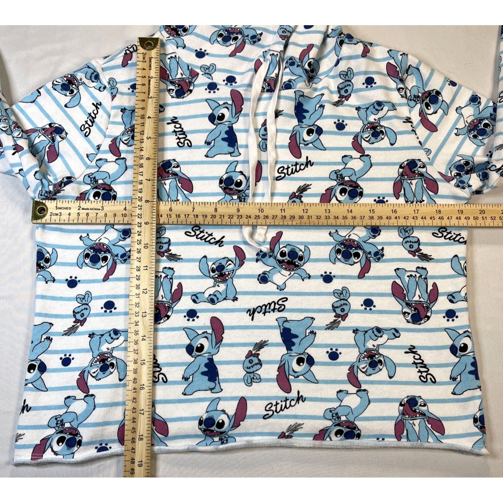 Disney Disney Women’s Hoodie Shirt Lilo & Stitch Crop Top All Over Print AOP Graphic PullOver Long Sleeve White XS S M Size S / US 4 / IT 40 - 2 Thumbnail