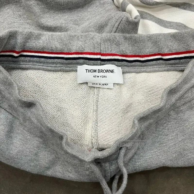 Thom Browne Thom Browne Gray Cotton Women's Sweatpants . Size 33" - 3 Thumbnail