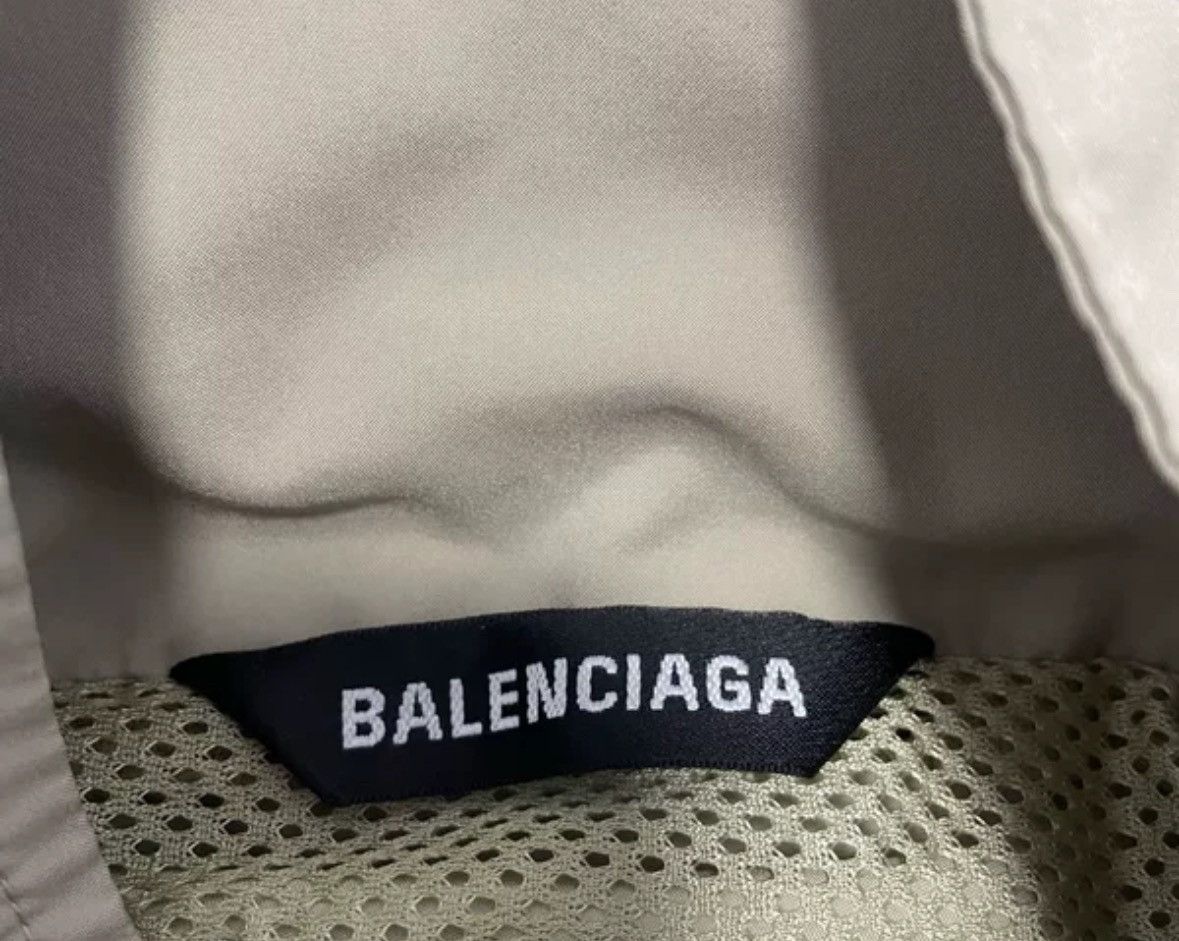 Balenciaga Balenciaga grey double hook assault jacket2412-Nextarrow Size US S / EU 44-46 / 1 - 3 Thumbnail