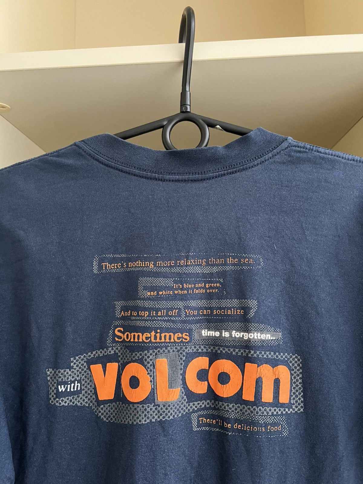 Vintage Vintage 1990s Volcom Tee T-Shirt Size L Size US L / EU 52-54 / 3 - 12 Thumbnail
