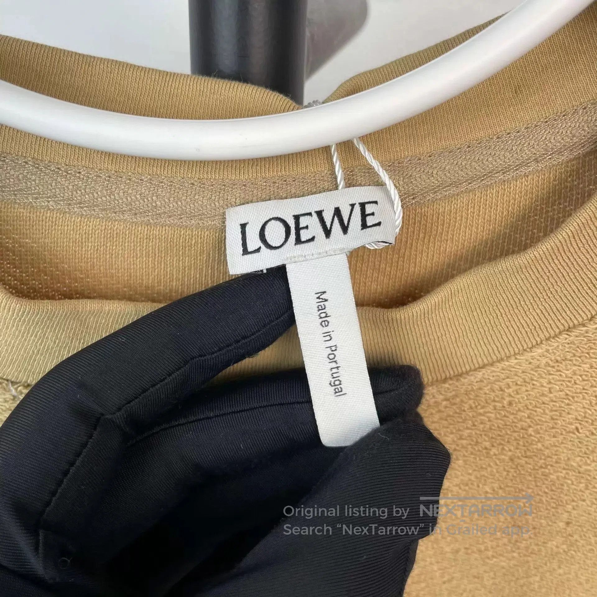 Loewe Beige Logo Print Long Sleeve Sweatshirt. Size US L / EU 52-54 / 3 - 3 Thumbnail
