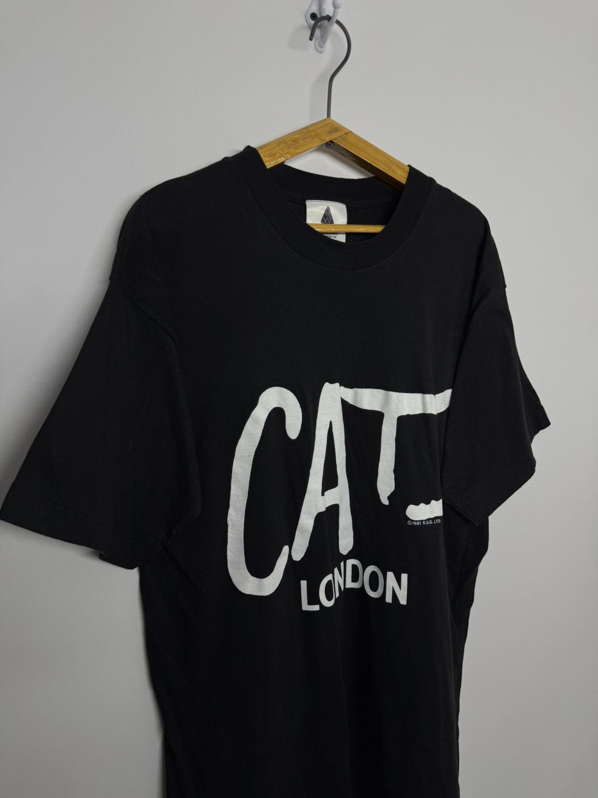 Vintage VINTAGE 1981 CATS BROADWAY MUSICAL TEE Size US M / EU 48-50 / 2 - 7 Thumbnail