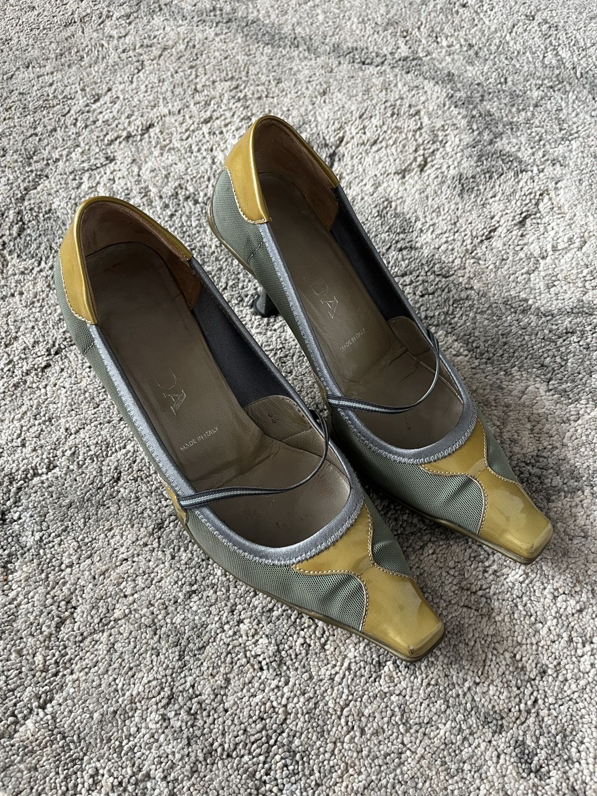 PRADA S/S2000 Leather Heels Prada S/S2000 patent gold heels