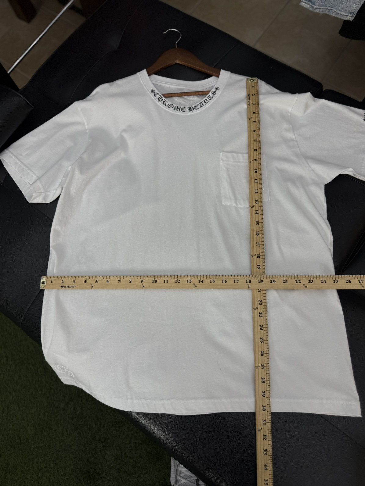 Chrome Hearts Chrome Hearts Black Short Sleeve Tee Shirt Size XXL Size US XXL / EU 58 / 5 - 7 Thumbnail