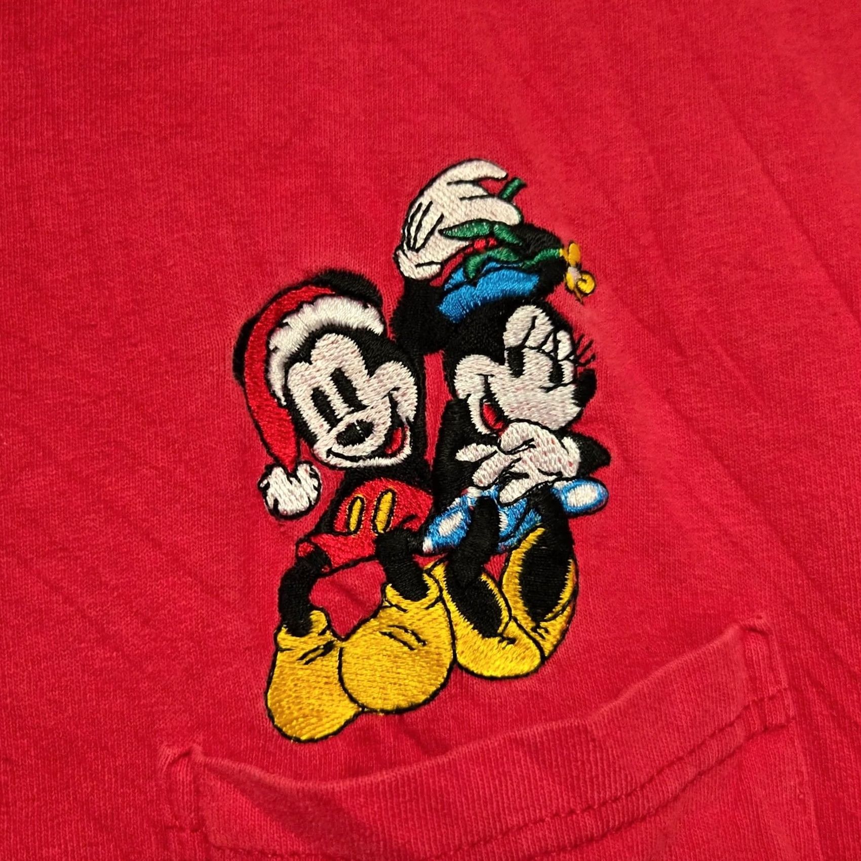 Disney VINTAGE 90s MICKEY MINNIE MOUSE XMAS T-Shirt Large Embroidered Walt Disney Red L Unisex Adults Shirt Mens Womens Size US L / EU 52-54 / 3 - 3 Thumbnail