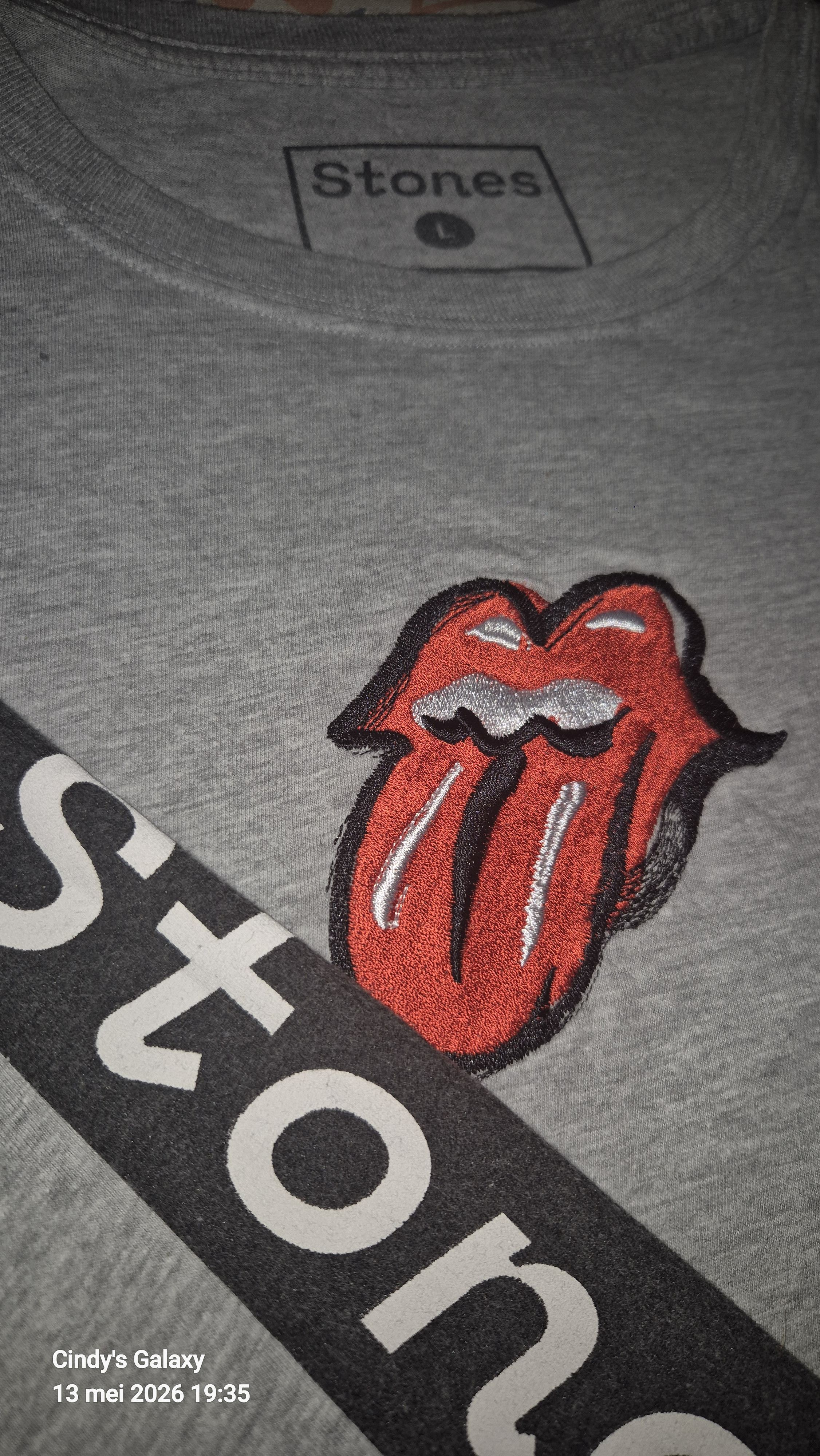 The Rolling Stones Rolling Stones No Filter 2017 Crew Shirt Embroidered Tongue Size US L / EU 52-54 / 3 - 1 Thumbnail
