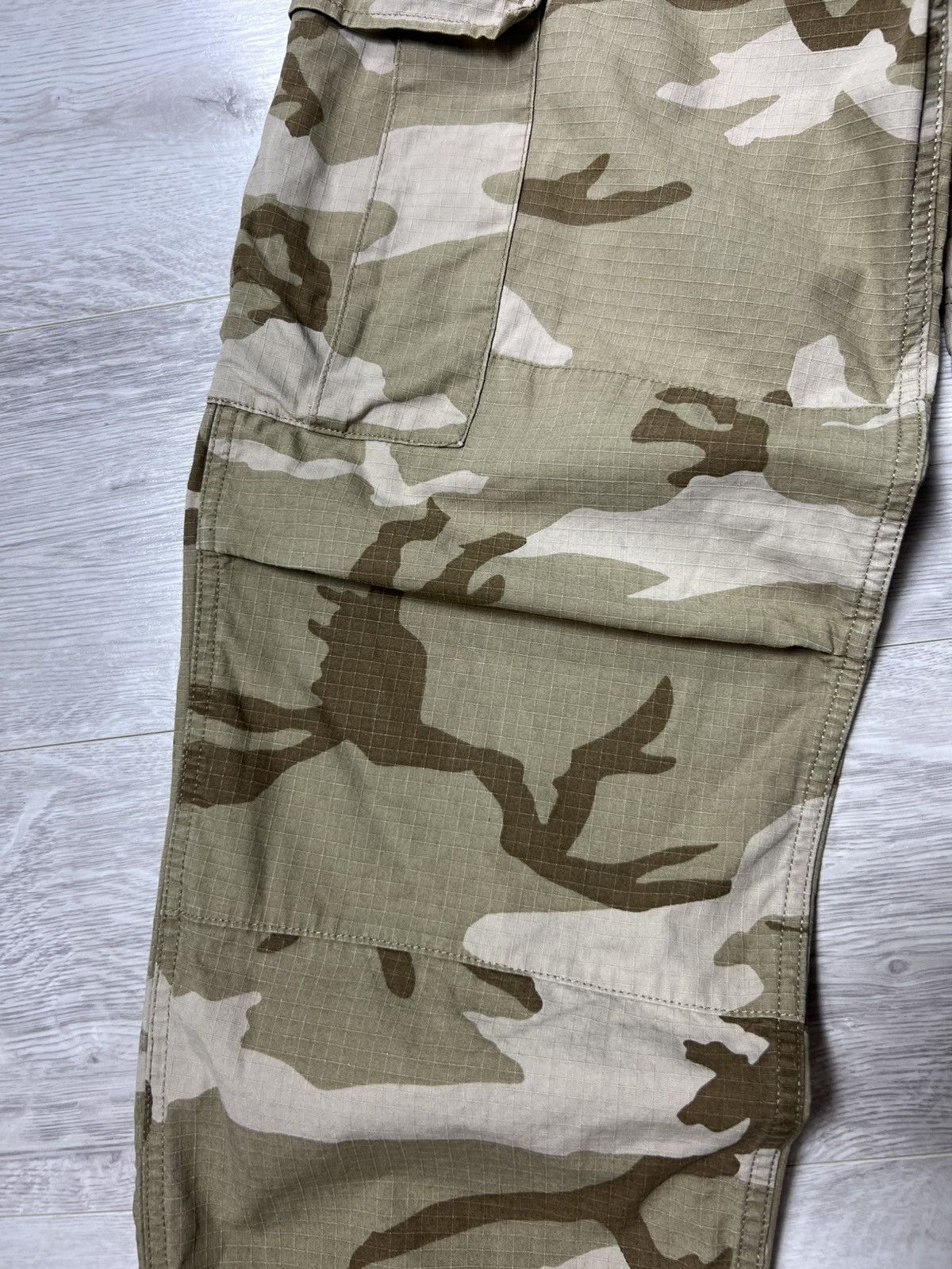 Carhartt Carhartt WIP Cargo Military Pants Size US 30 / EU 46 - 11 Thumbnail