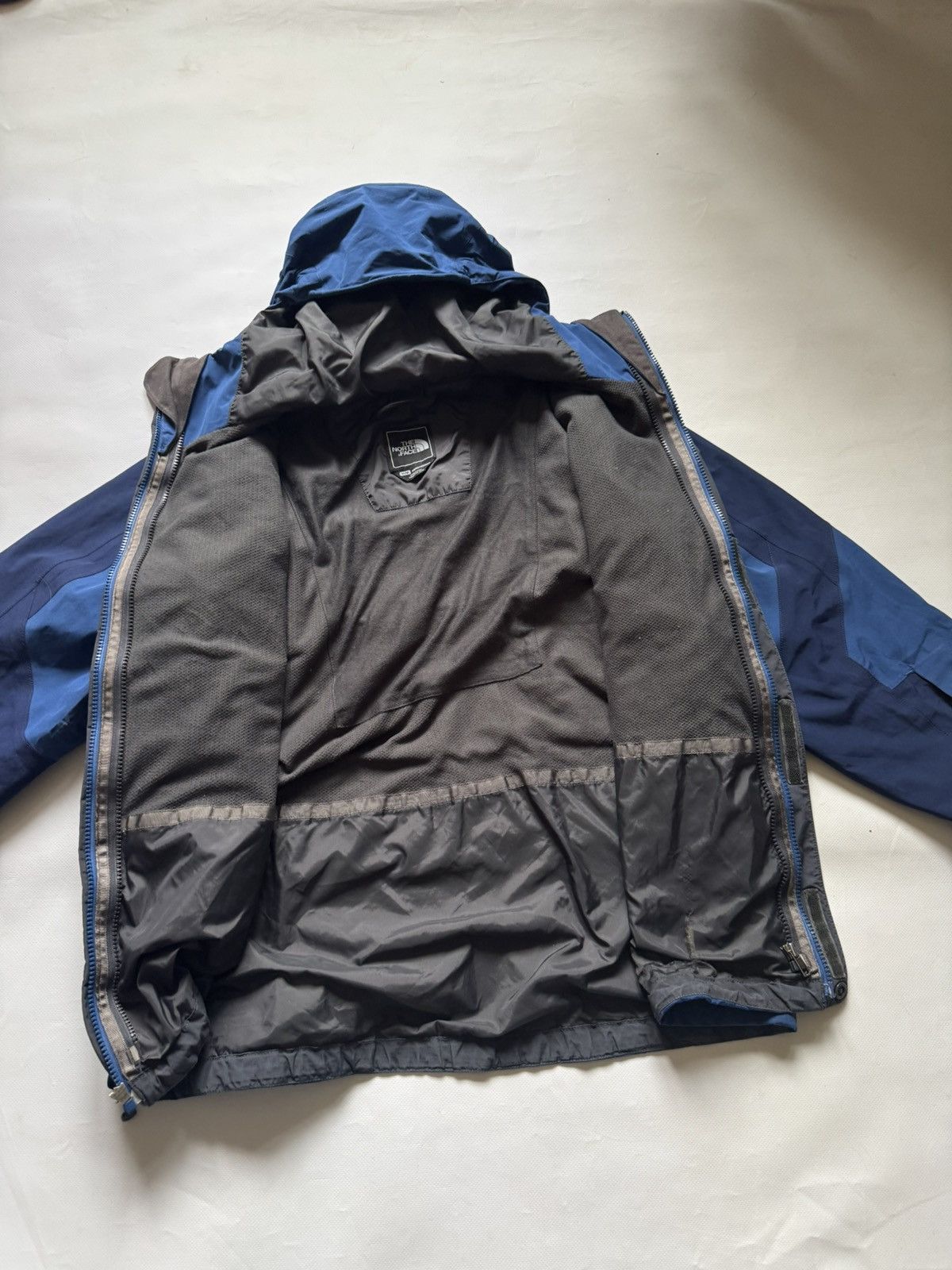 The North Face The North Face Vintage Gore-Tex Mountain Jacket — Two-Tone Size US M / EU 48-50 / 2 - 8 Thumbnail