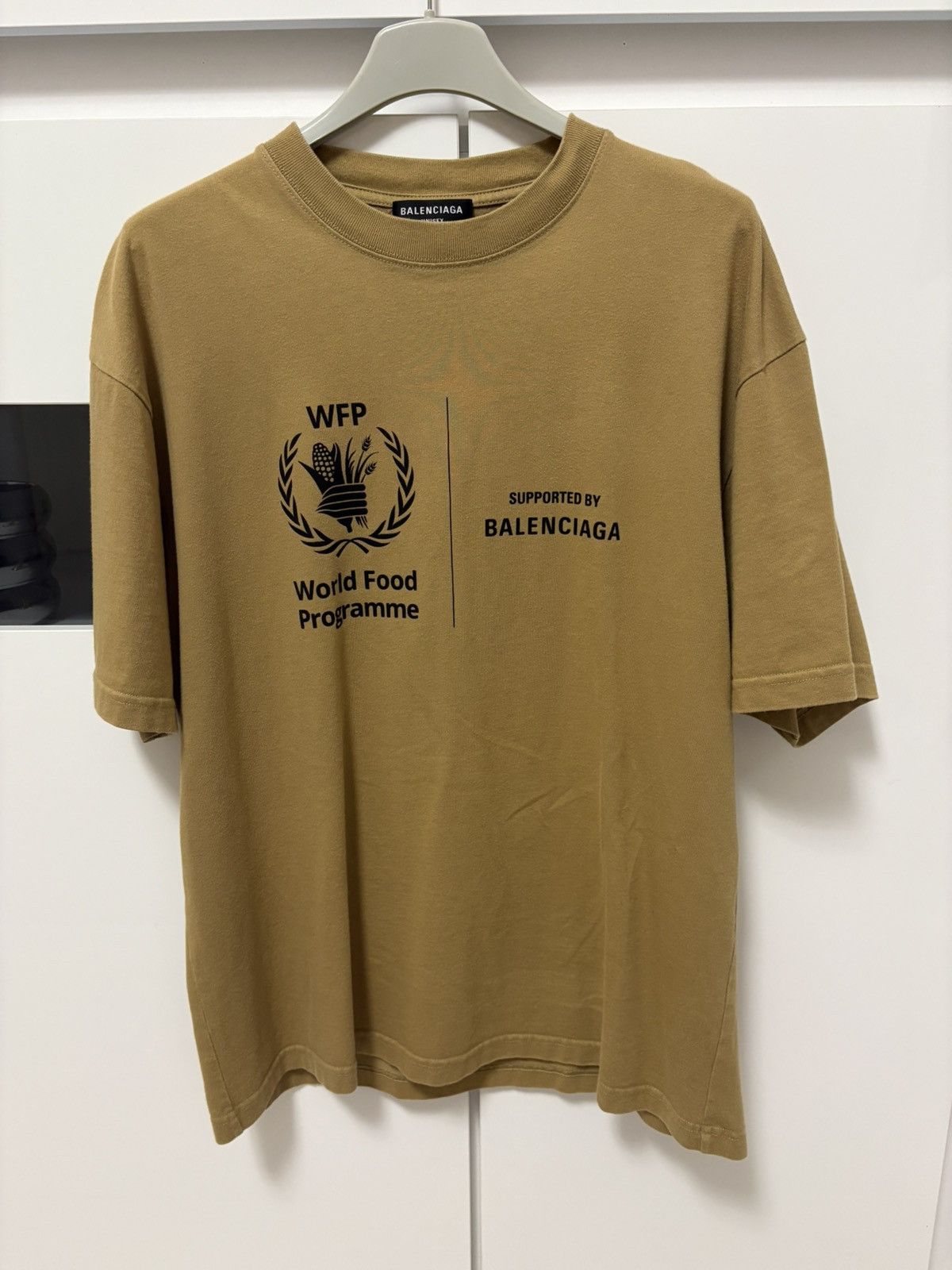 Balenciaga Balenciaga T shirt Size US S / EU 44-46 / 1 - 1 Thumbnail