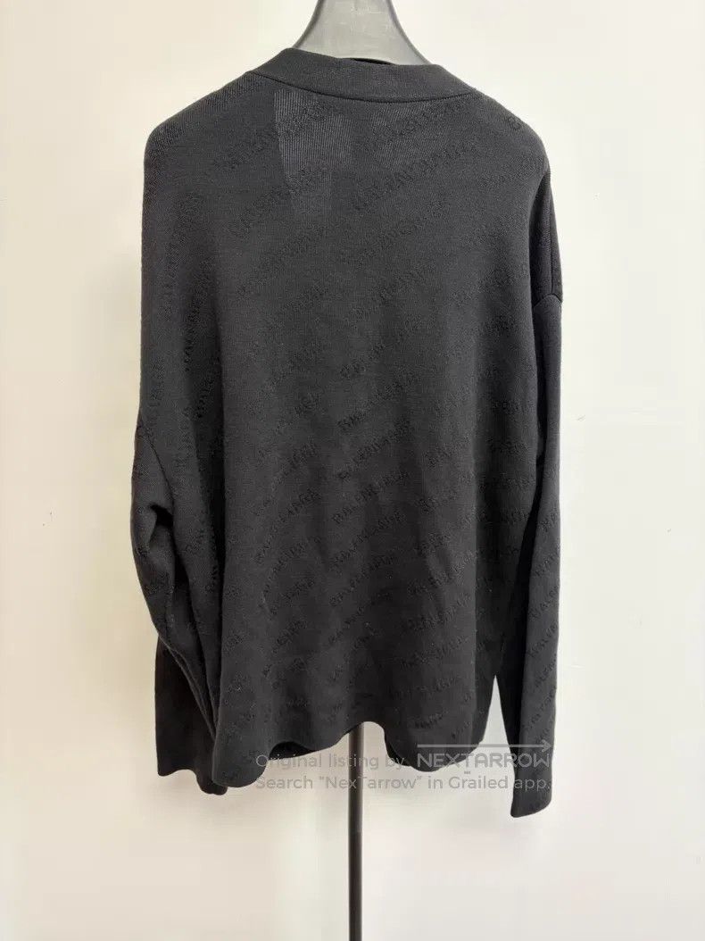 Balenciaga Balenciaga Solid Color V-neck Single Breasted Knit Sweater Size US M / EU 48-50 / 2 - 2 Thumbnail