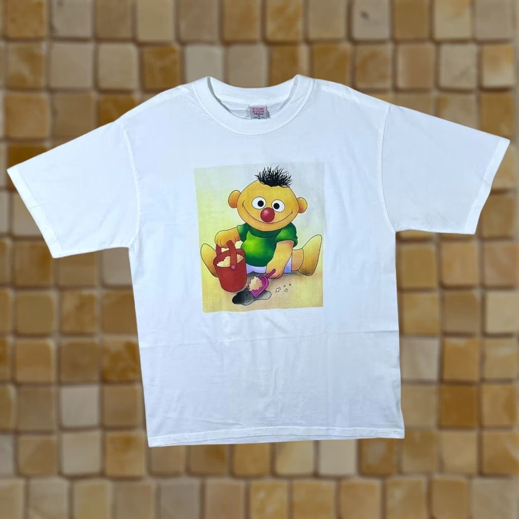 Forever 21 VINTAGE Sesame Street Ernie T-Shirt White XL Mens Graphic 90s TV Show Cartoon White Short Sleeve Adults Mens XL Size US XL / EU 56 / 4 - 1 Thumbnail