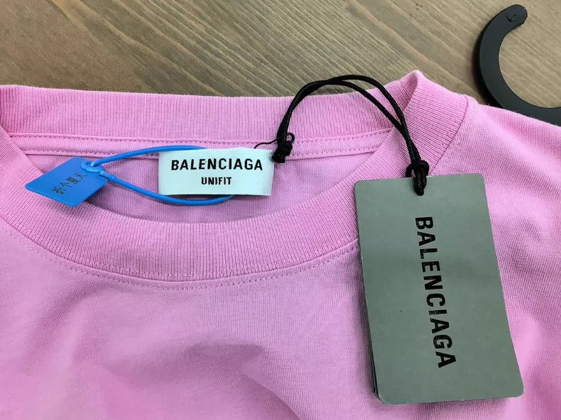 Balenciaga Balenciaga Pink 'Gay' short-sleeved shirt Size US M / EU 48-50 / 2 - 3 Thumbnail