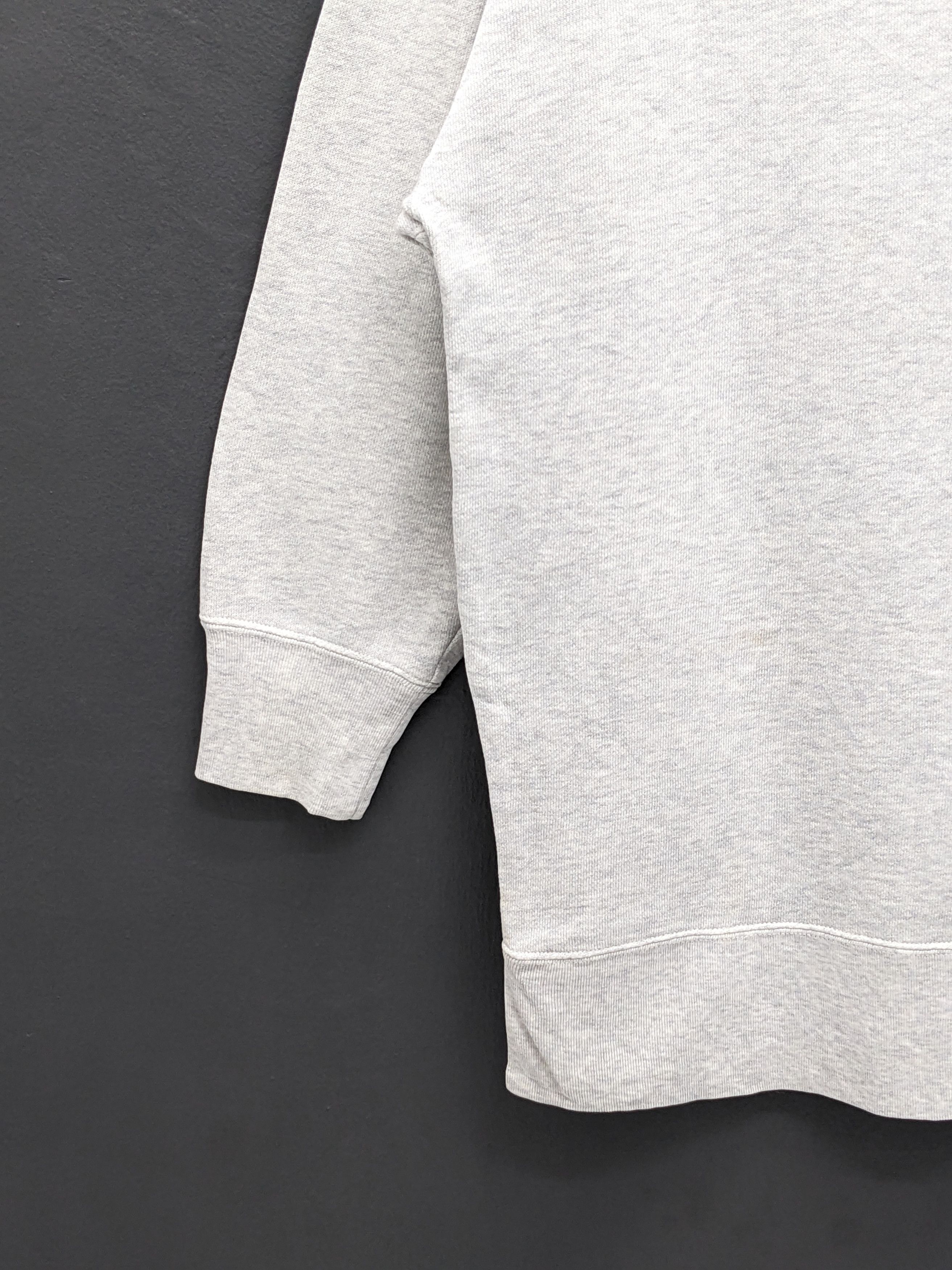 Undercover × Uniqlo Japanese Brand Uniqlo Undercover Sweatshirt Size US M / EU 48-50 / 2 - 4 Thumbnail