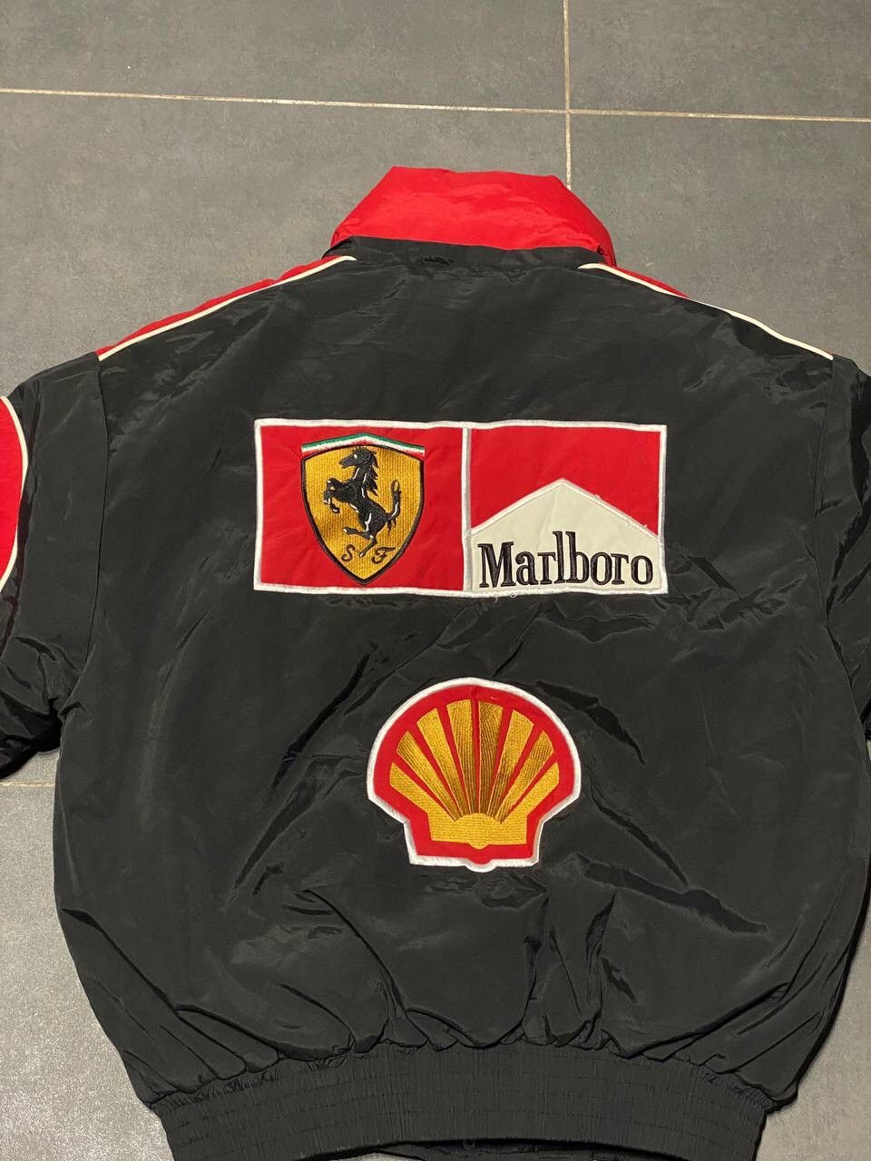 Ferrari Vintage Marlboro Ferrari Racing Bomber Puffer Jacket Size M Size US M / EU 48-50 / 2 - 4 Thumbnail