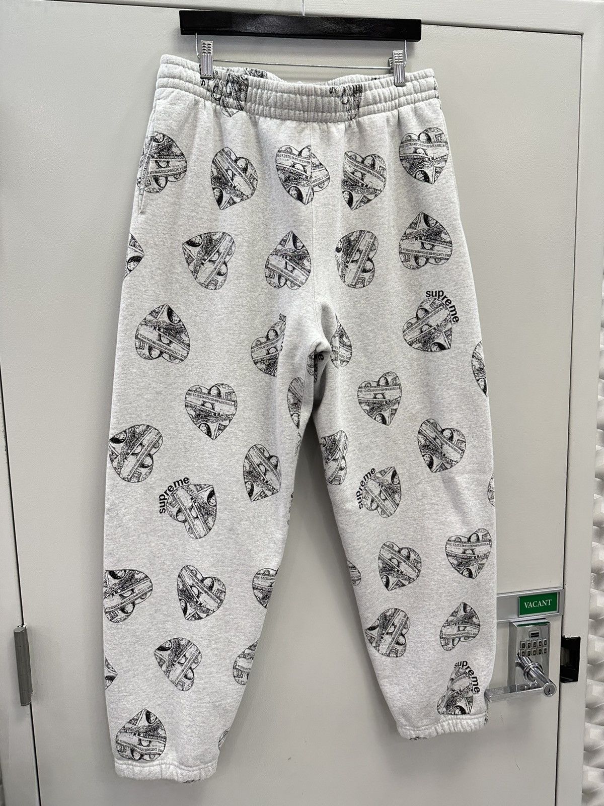 Supreme Supreme Love Cash Sweatpants Size US 36 / EU 52 - 1 Thumbnail