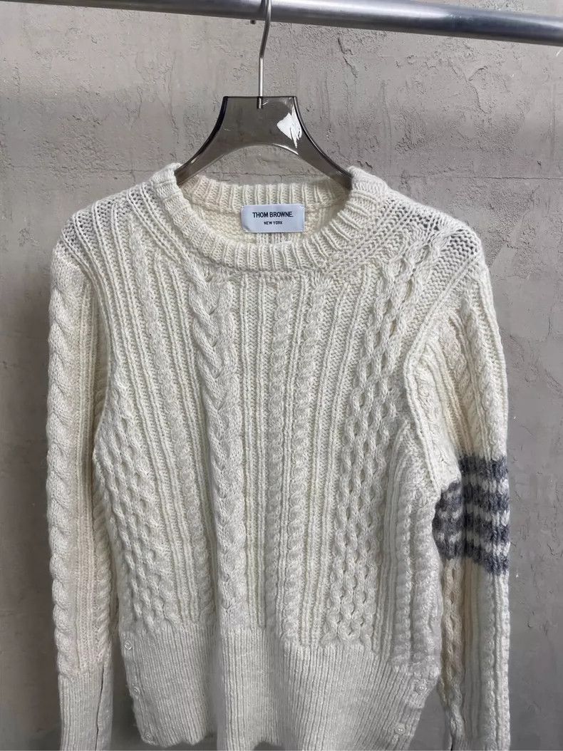Thom Browne Thom Browne size1 White wool round neck sweater Size US S / EU 44-46 / 1 - 3 Thumbnail