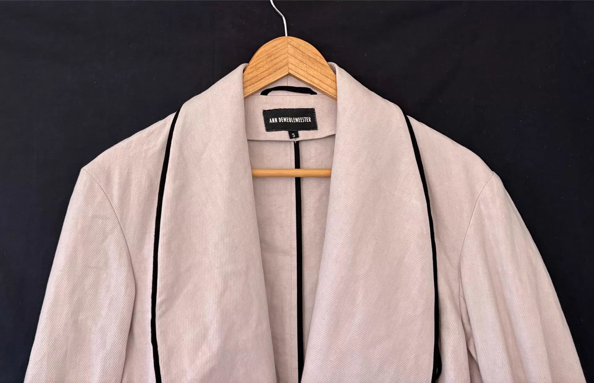 Ann Demeulemeester Ann Demeulemeester 19ss men's robe coat blush size S Size US S / EU 44-46 / 1 - 4 Thumbnail