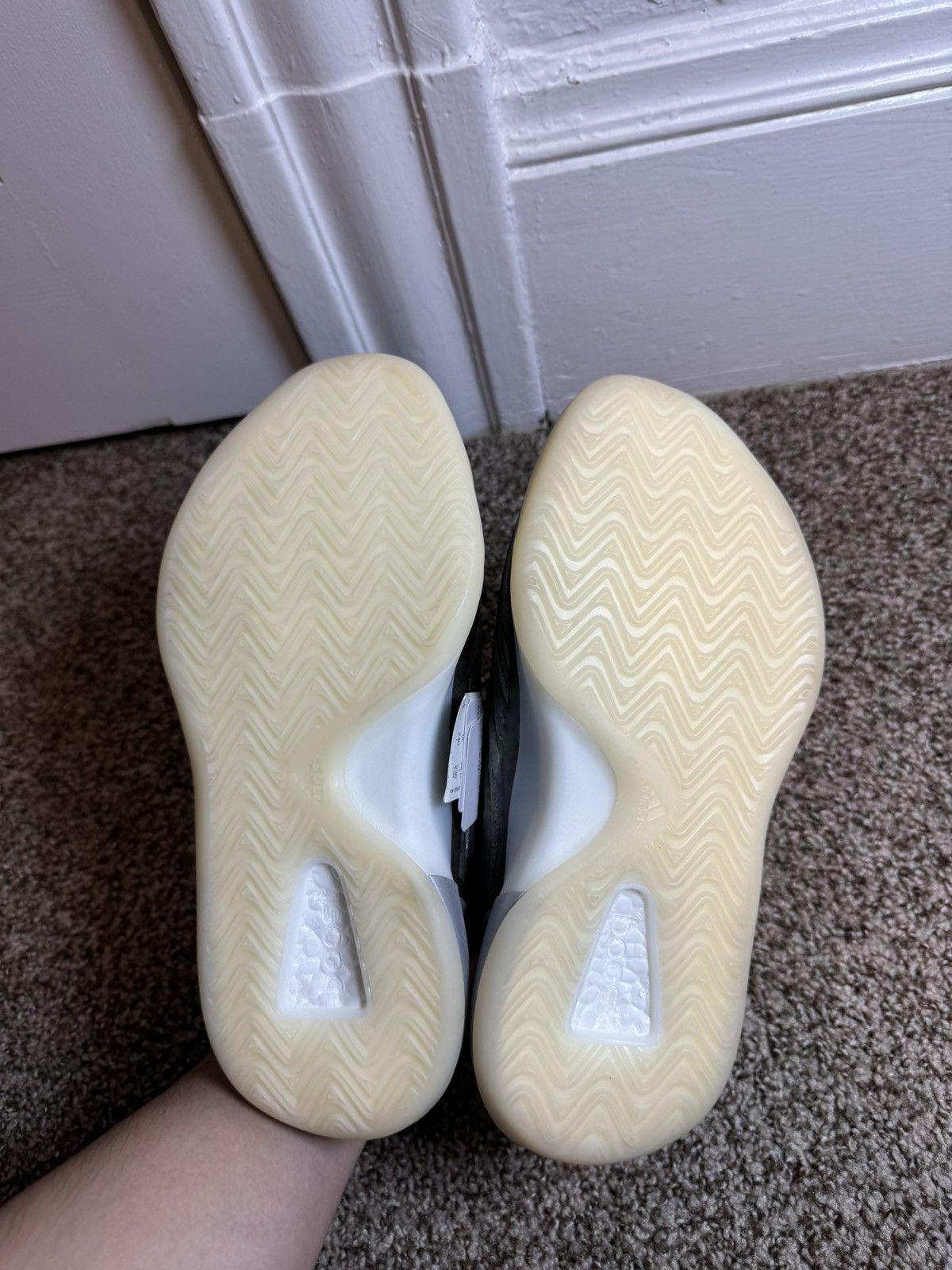 Yeezy Adidas Yeezy QNTM Basketball Sneakers Trainers (Men's Size 6 Size US 6 / EU 39 - 6 Thumbnail