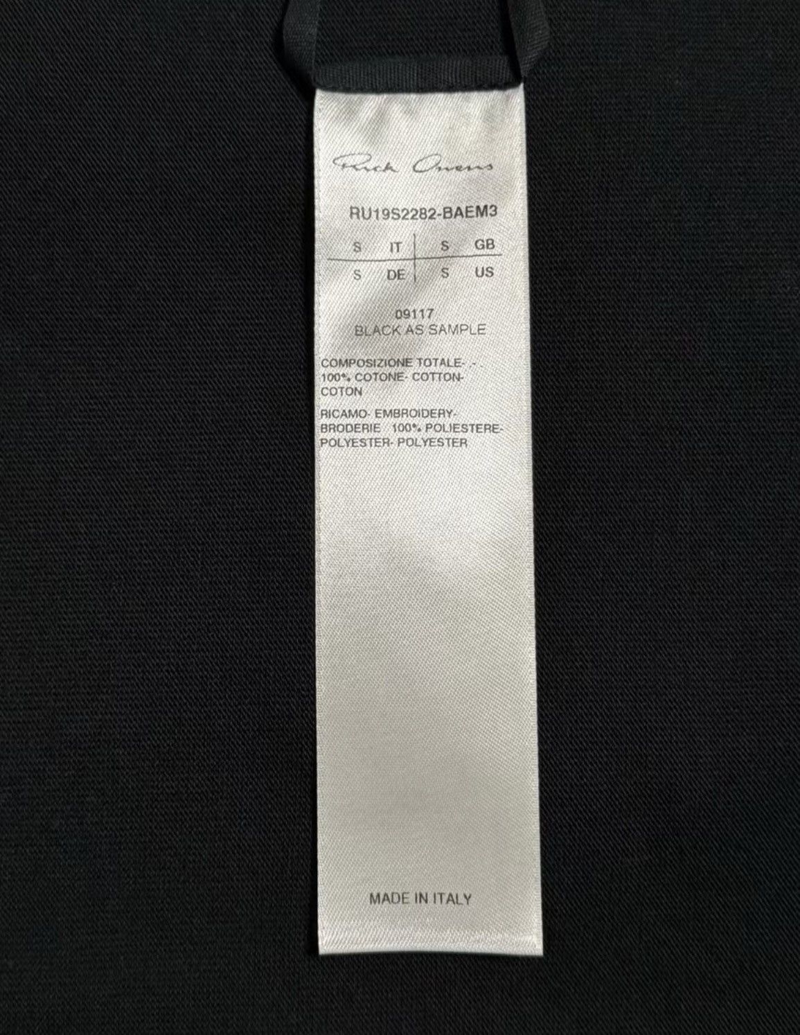 Rick Owens Rick Owens Geometric Embroidered Short Size US S / EU 44-46 / 1 - 3 Thumbnail