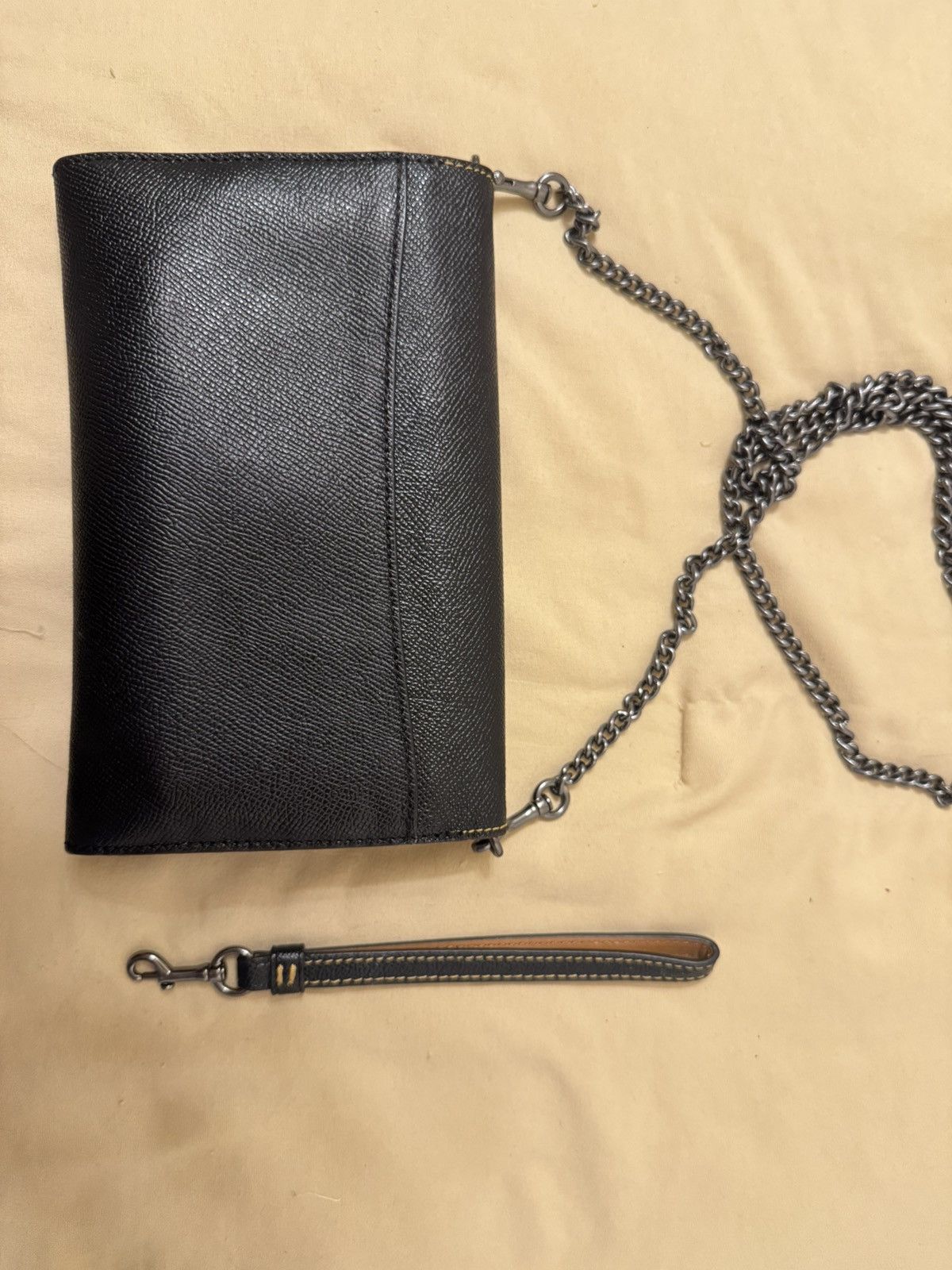 Coach Coach Bear Chain Crossbody Purse Size ONE SIZE - 2 Thumbnail
