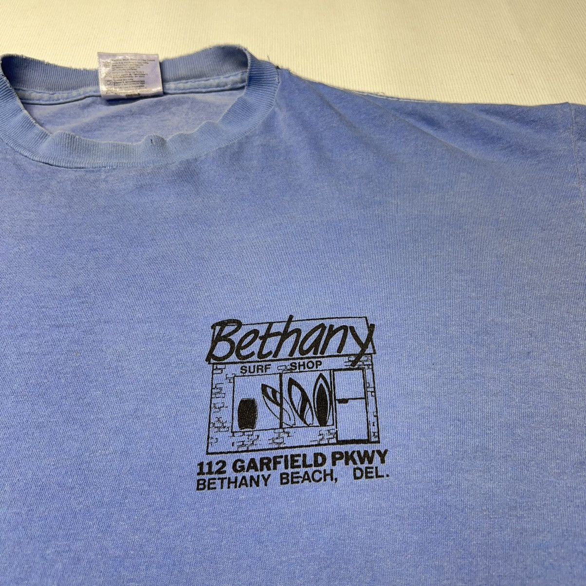 Vintage VTG Surf Shop Tee Shirt Blue Oneita Faded Single Stitch Size US XL / EU 56 / 4 - 3 Thumbnail