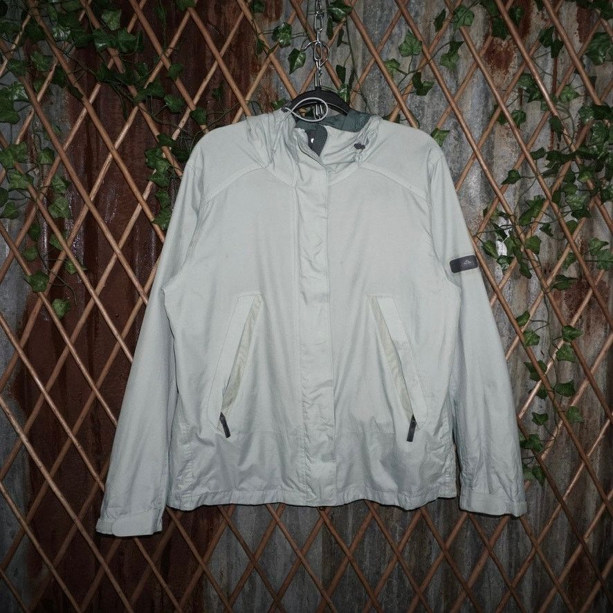 Nike ACG Large -Vintage Y2K Nike ACG outdoors 90s windbreaker jacket Size US L / EU 52-54 / 3 - 1 Thumbnail