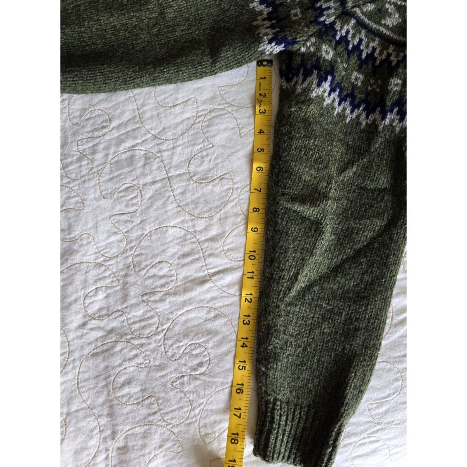 Vintage VINTAGE Y2K LL Bean Wool Sweater Faire Isle Henley Mens Medium Green Lambswool 90s Mens Size US M / EU 48-50 / 2 - 7 Thumbnail