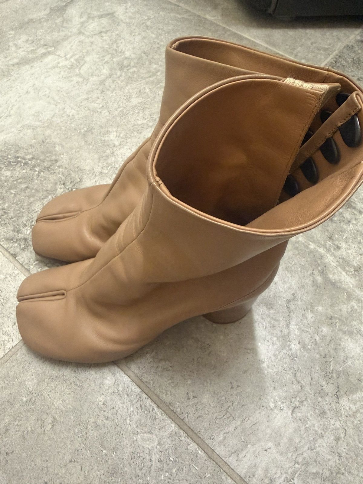 Maison Margiela Maison Margiela Tabi leather ankle boots Size US 6 / IT 36 - 2 Thumbnail