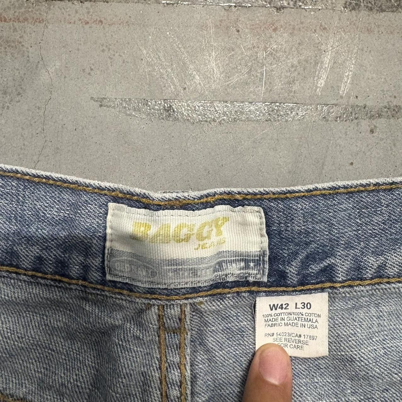 Old Navy × Vintage Crazy Vintage Y2K/2000s Super Baggy Old Navy Medium Wash Denim Jeans! Size US 38 / EU 54 - 8 Thumbnail