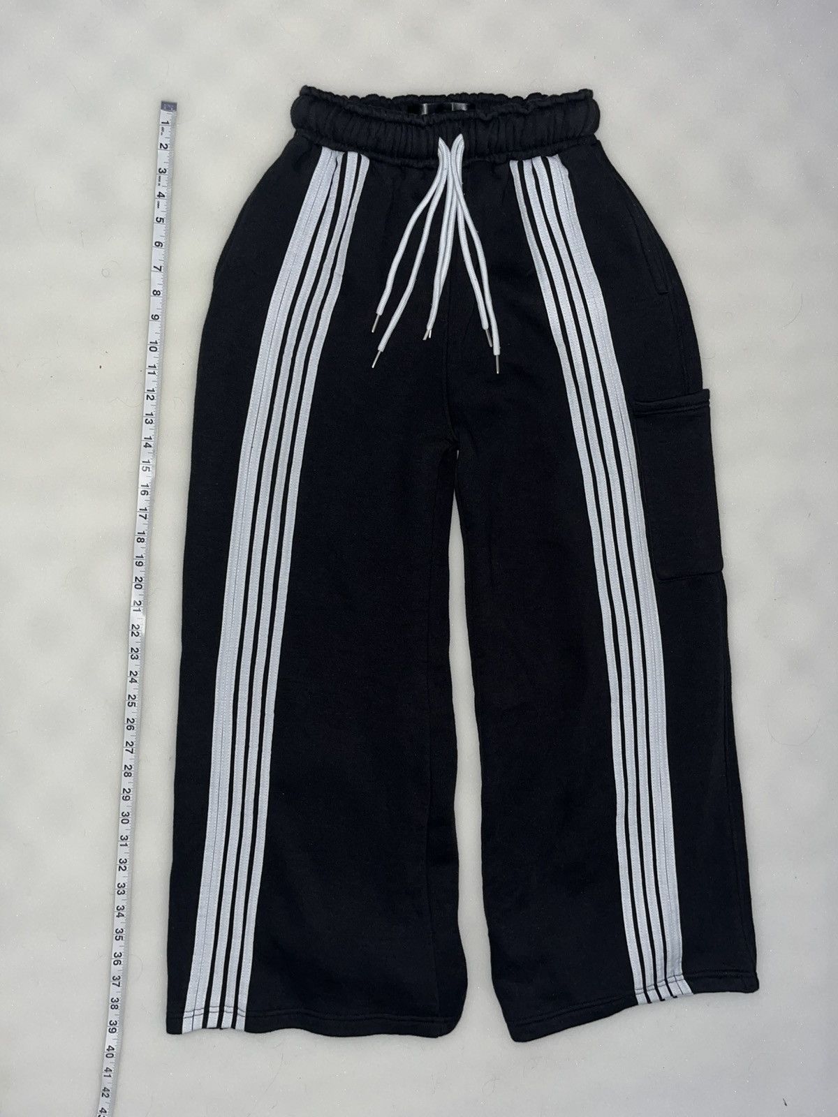 Other Black And White Striped Sweatpants With 6 Drawstrings Size US 30 / EU 46 - 1 Thumbnail