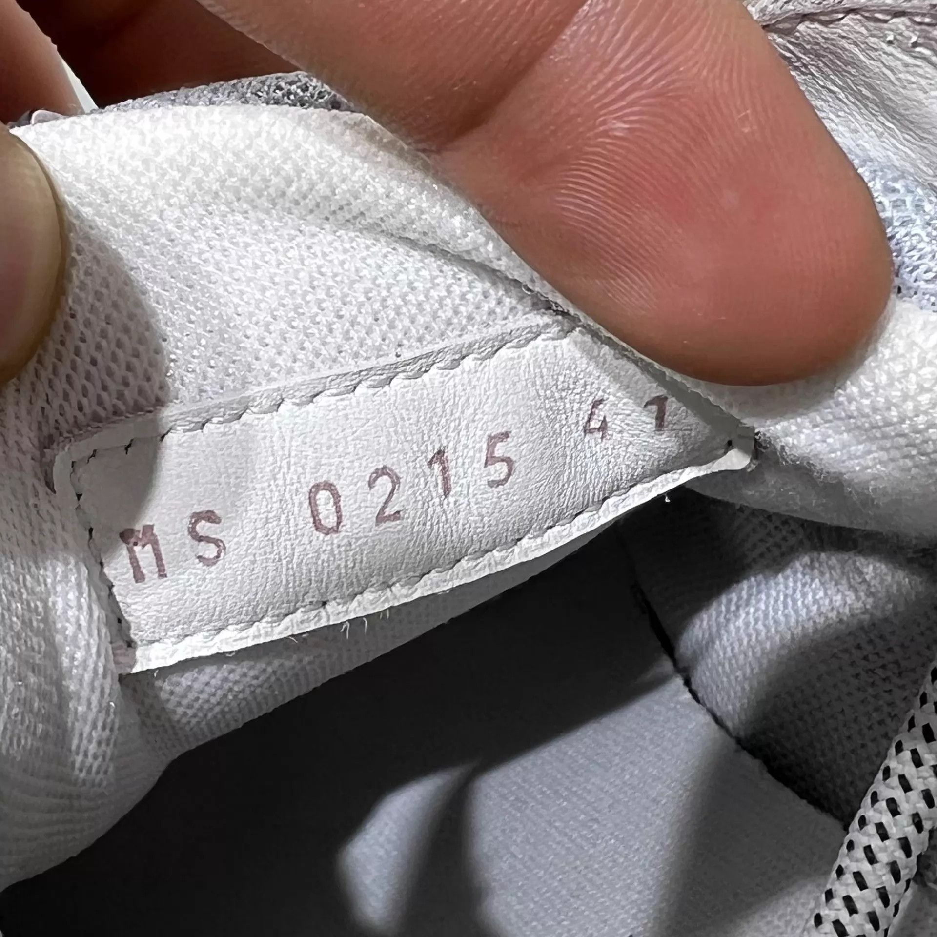 Louis Vuitton LV Olympia 'Silver Horn King' Sneakers UK7 41 YH26281 Size US 8 / EU 41 - 8 Thumbnail