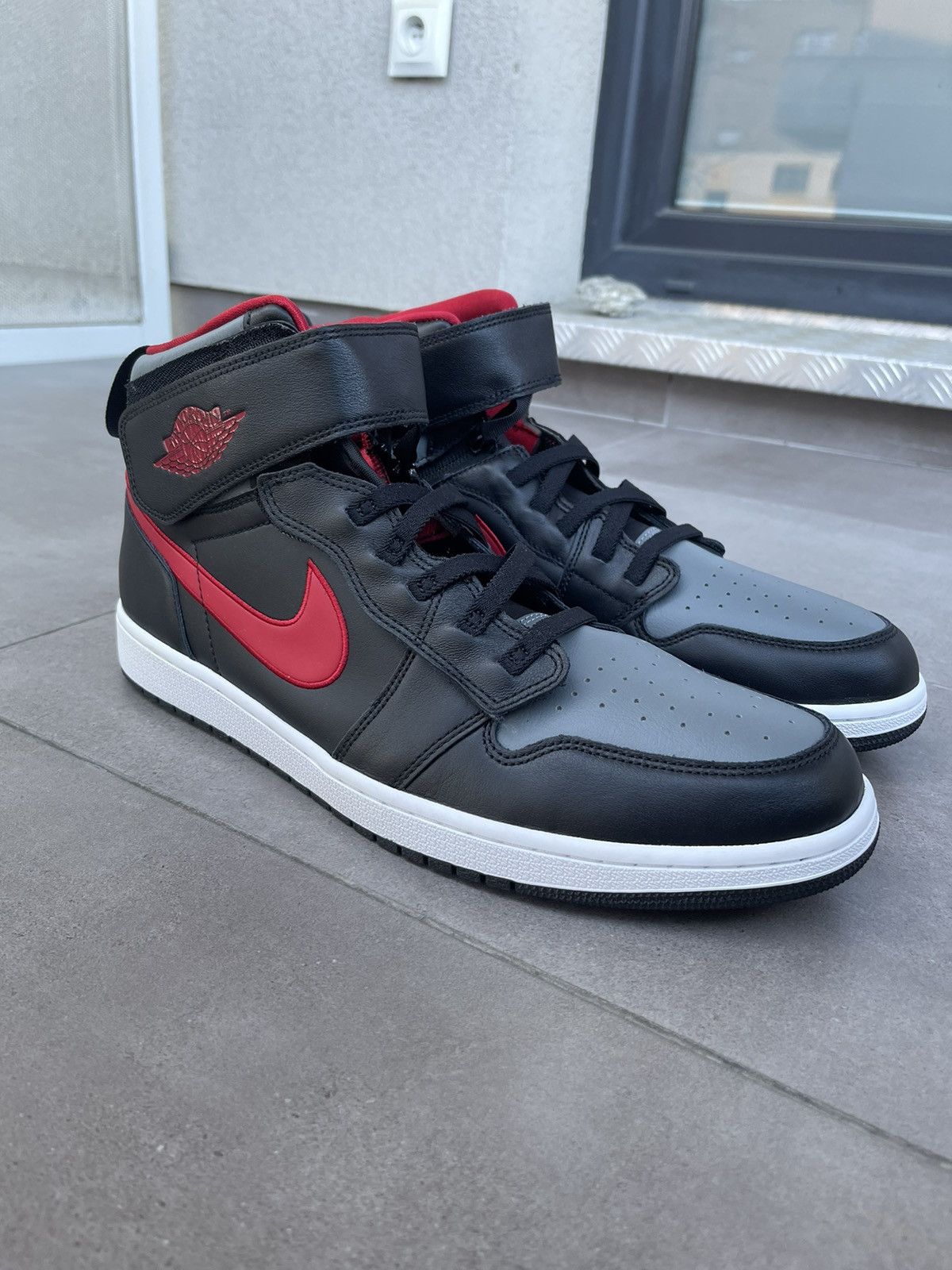 Nike US16 !DS! Jordan 1 High FlyEase Hi-Top Sneakers Size US 15 / EU 48 - 4 Thumbnail